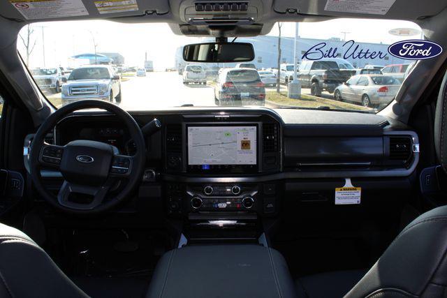 new 2025 Ford F-250 car, priced at $81,892