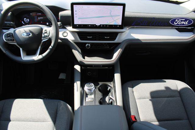 new 2025 Ford Explorer car, priced at $40,364