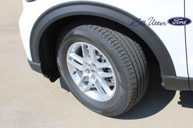 new 2025 Ford Explorer car, priced at $40,364