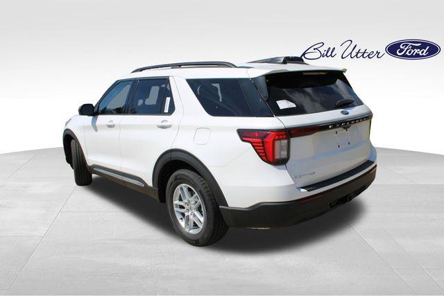 new 2025 Ford Explorer car, priced at $40,364
