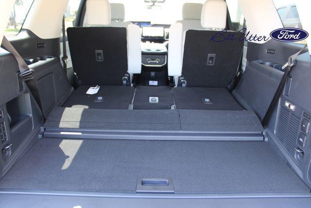 new 2025 Ford Expedition car, priced at $77,940