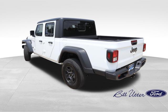 used 2023 Jeep Gladiator car, priced at $30,000