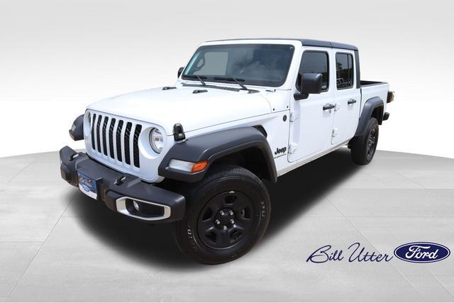 used 2023 Jeep Gladiator car, priced at $30,000