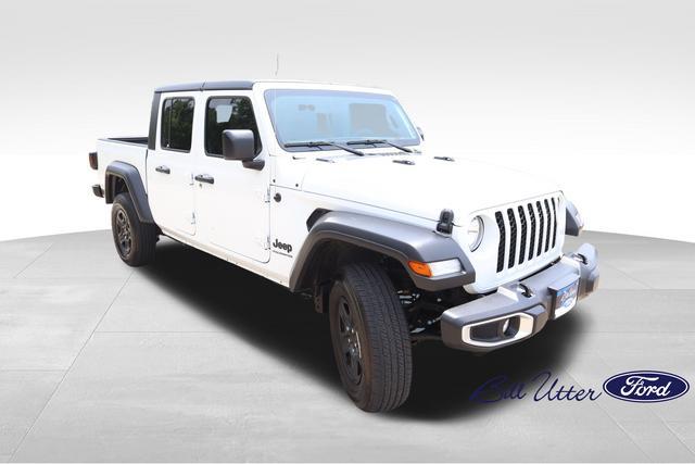 used 2023 Jeep Gladiator car, priced at $30,000