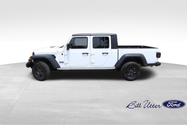 used 2023 Jeep Gladiator car, priced at $30,000