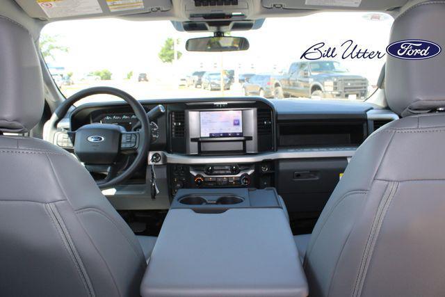 new 2025 Ford F-350 car, priced at $64,041