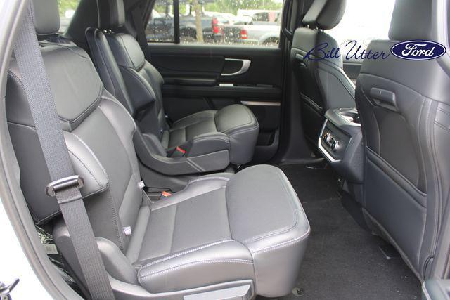 new 2025 Ford Expedition car, priced at $81,510