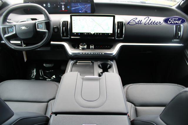 new 2025 Ford Expedition car, priced at $81,510