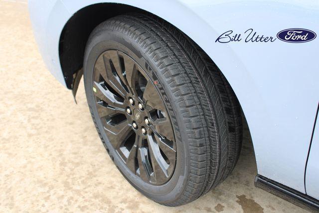 new 2025 Ford Expedition car, priced at $81,510