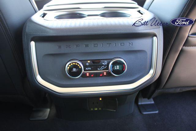 new 2025 Ford Expedition Max car, priced at $80,940