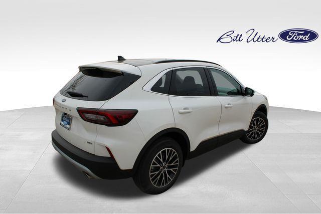 new 2025 Ford Escape car, priced at $39,936