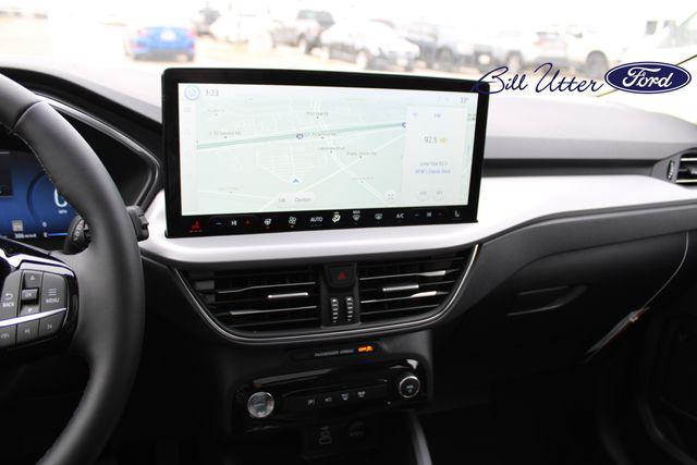 new 2025 Ford Escape car, priced at $39,936