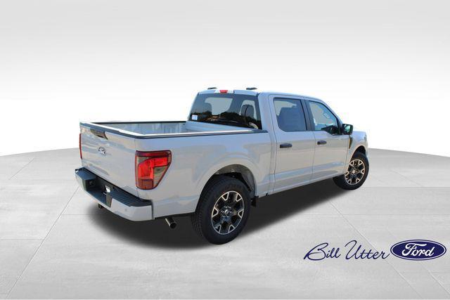 new 2024 Ford F-150 car, priced at $39,330