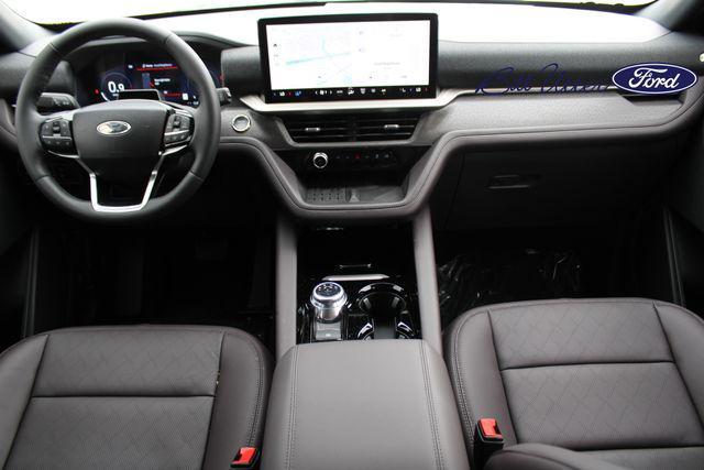 new 2025 Ford Explorer car, priced at $47,461