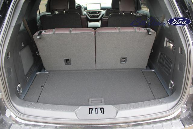 new 2025 Ford Explorer car, priced at $47,461