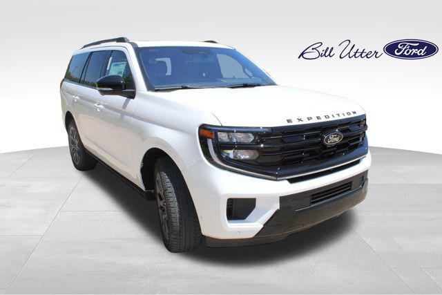 new 2025 Ford Expedition car, priced at $84,485