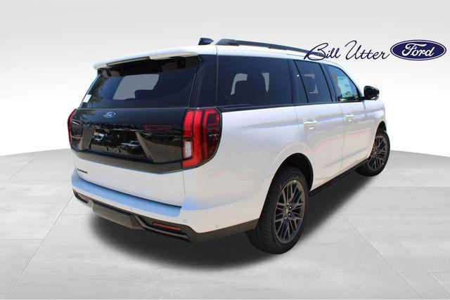 new 2025 Ford Expedition car, priced at $84,485