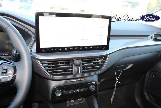 new 2025 Ford Escape car, priced at $30,939
