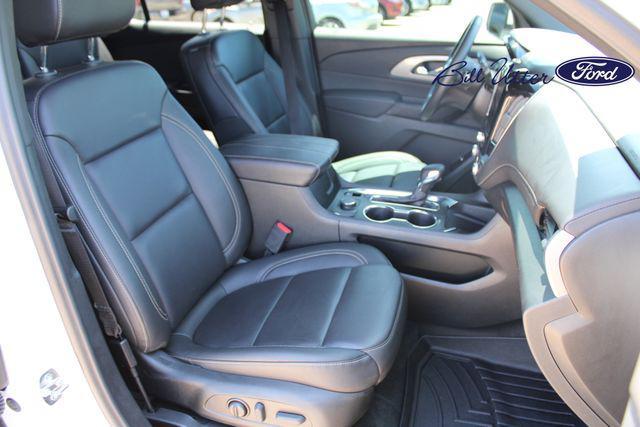 used 2023 Chevrolet Traverse car, priced at $31,981