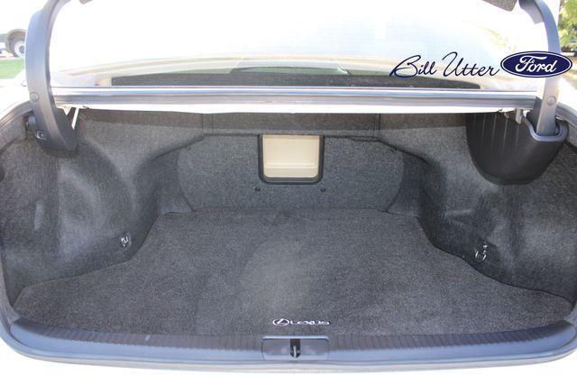 used 2017 Lexus ES 350 car, priced at $18,881