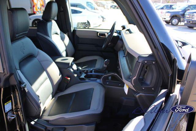 new 2024 Ford Bronco car, priced at $45,314