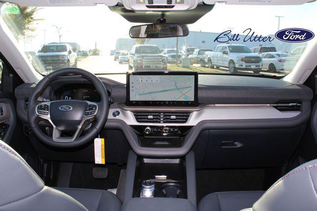 new 2025 Ford Explorer car, priced at $38,772