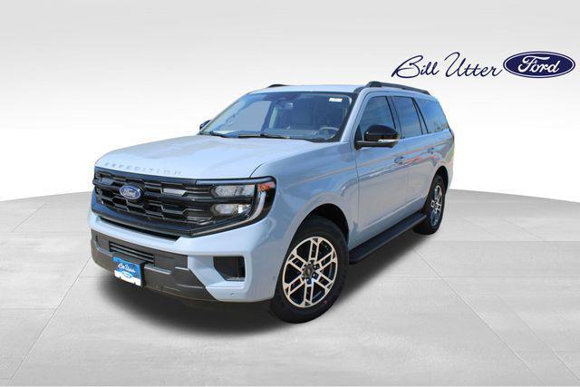 new 2025 Ford Expedition car, priced at $68,905