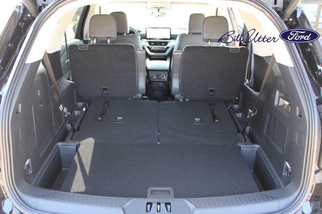 new 2025 Ford Explorer car, priced at $42,685