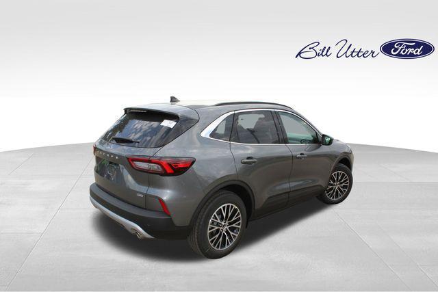 new 2025 Ford Escape car, priced at $30,778