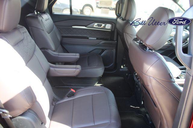 new 2025 Ford Explorer car, priced at $58,287