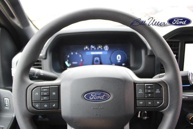 new 2025 Ford F-150 car, priced at $42,548