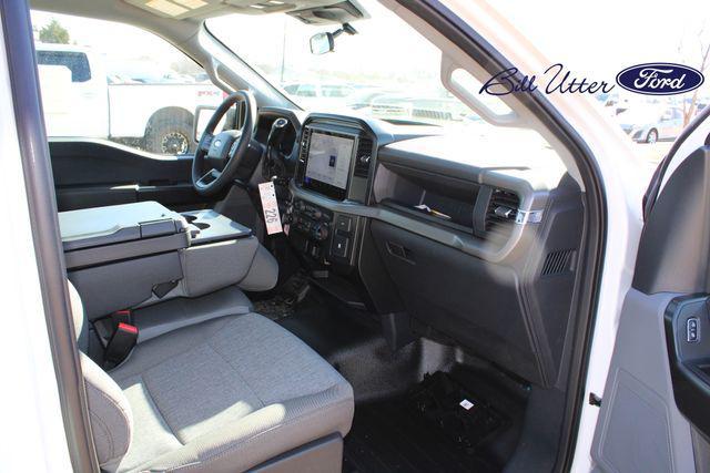 new 2025 Ford F-150 car, priced at $41,498
