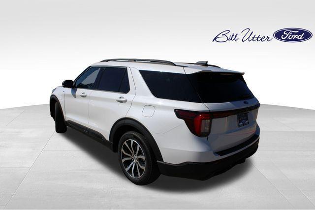 new 2025 Ford Explorer car, priced at $42,221