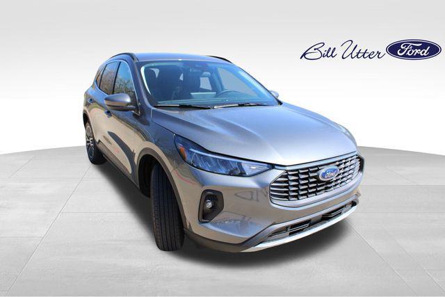 new 2025 Ford Escape car, priced at $32,961