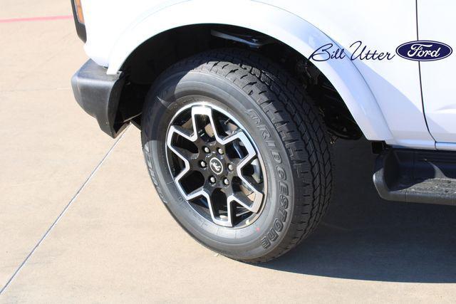 new 2025 Ford Bronco car, priced at $52,829