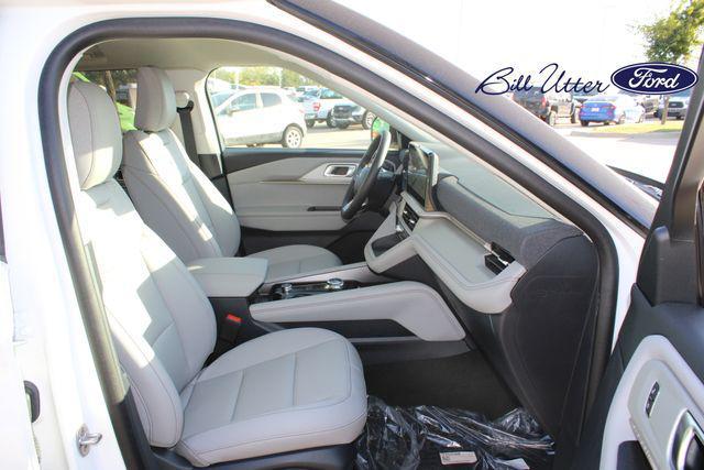 new 2025 Ford Explorer car, priced at $38,135