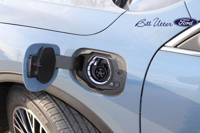 new 2025 Ford Escape car, priced at $32,648
