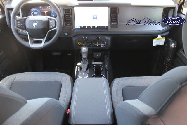 new 2025 Ford Bronco car, priced at $43,774