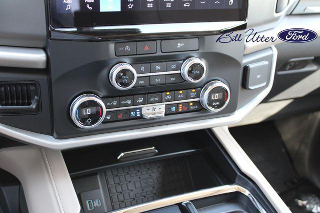 new 2024 Ford Expedition car, priced at $58,822