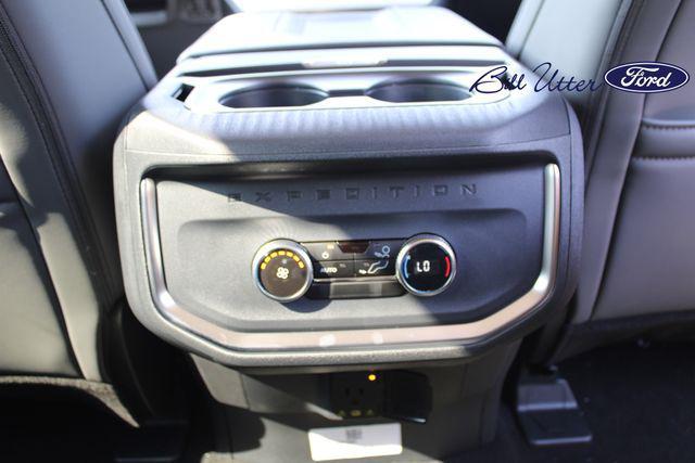 new 2025 Ford Expedition Max car, priced at $71,730