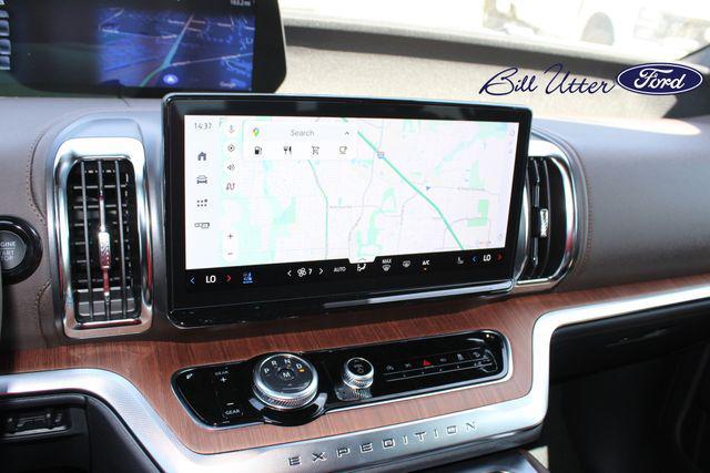 new 2025 Ford Expedition car, priced at $86,645