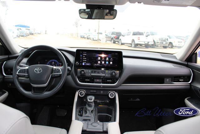 used 2024 Toyota Grand Highlander car, priced at $42,500