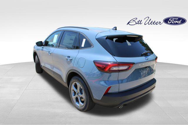 new 2025 Ford Escape car, priced at $33,701