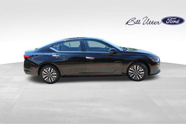 used 2023 Nissan Altima car, priced at $16,900