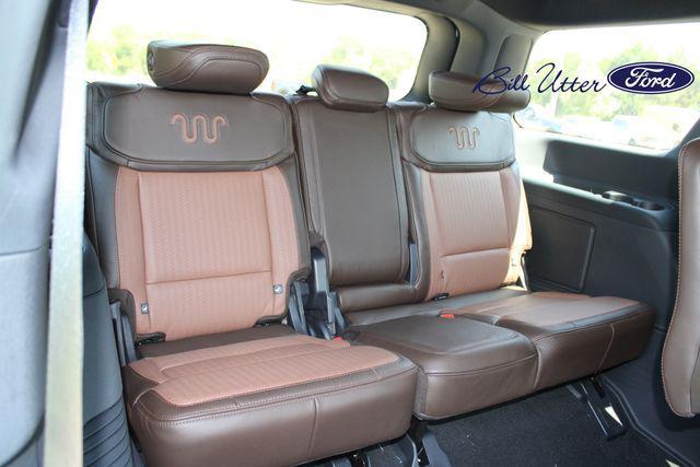 new 2025 Ford Expedition car, priced at $87,165