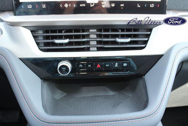 new 2025 Ford Explorer car, priced at $43,353