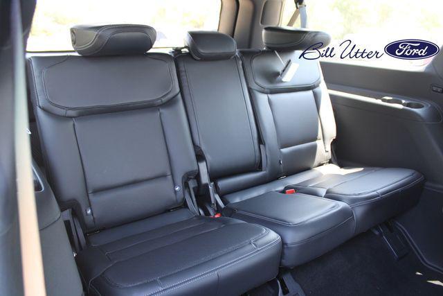 new 2025 Ford Expedition Max car, priced at $84,010