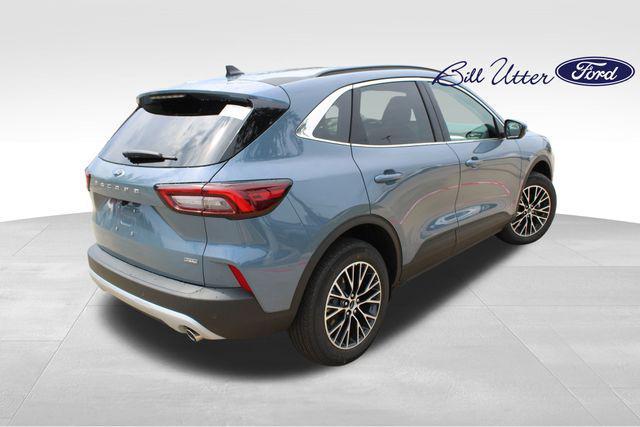 new 2025 Ford Escape PHEV car, priced at $35,783