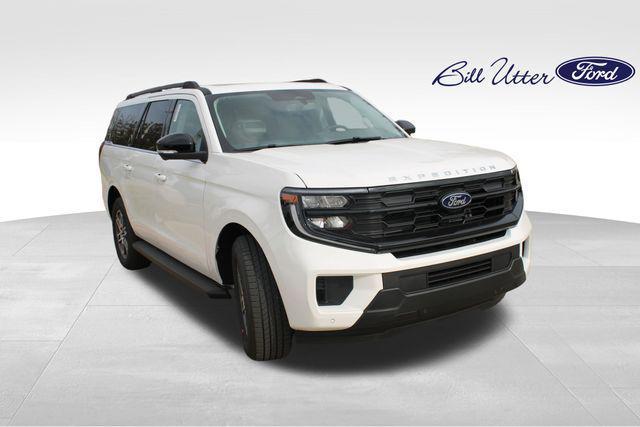 new 2025 Ford Expedition Max car, priced at $73,340