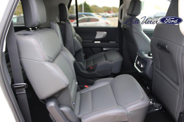 new 2025 Ford Expedition Max car, priced at $73,340